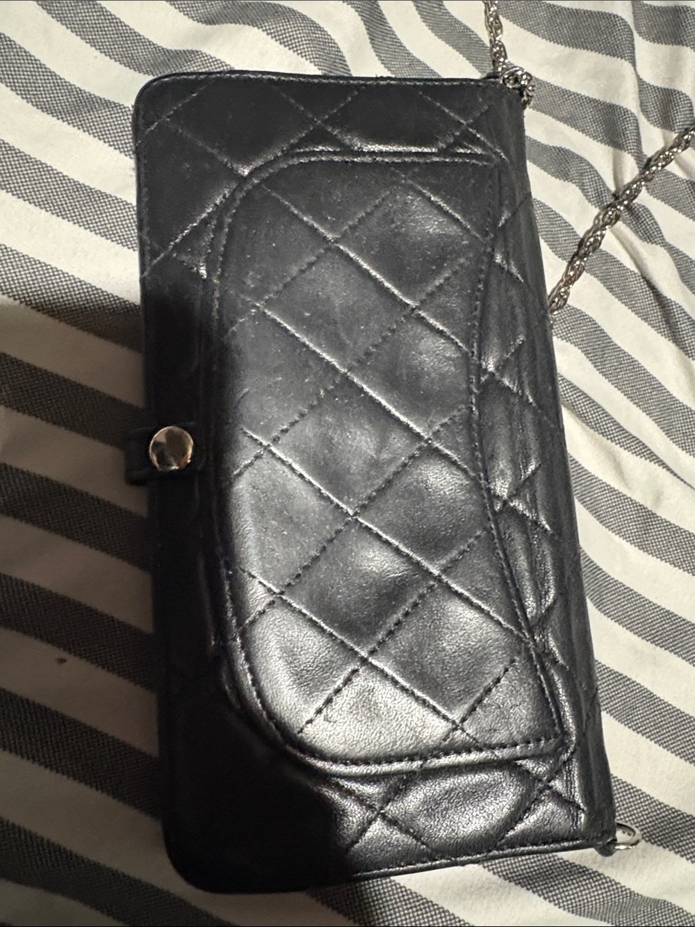 CHANEL Black Quilted Leather Chain Crossbody Wallet - Picture 2 of 9